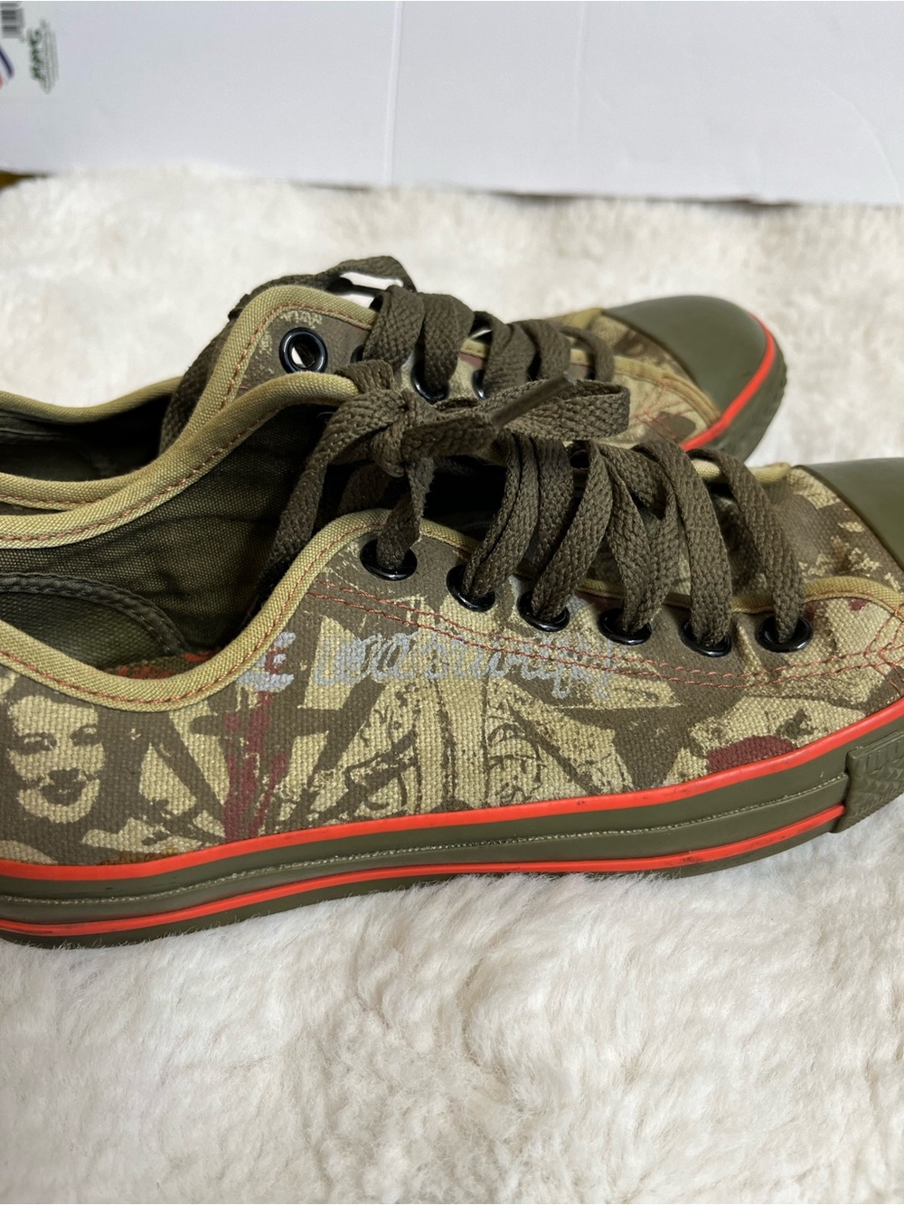 CONVERSE Chuck Taylors Low Shoes "CT Conversations" Mens Sz 4.5 Olive Green Rare - Picture 12 of 14